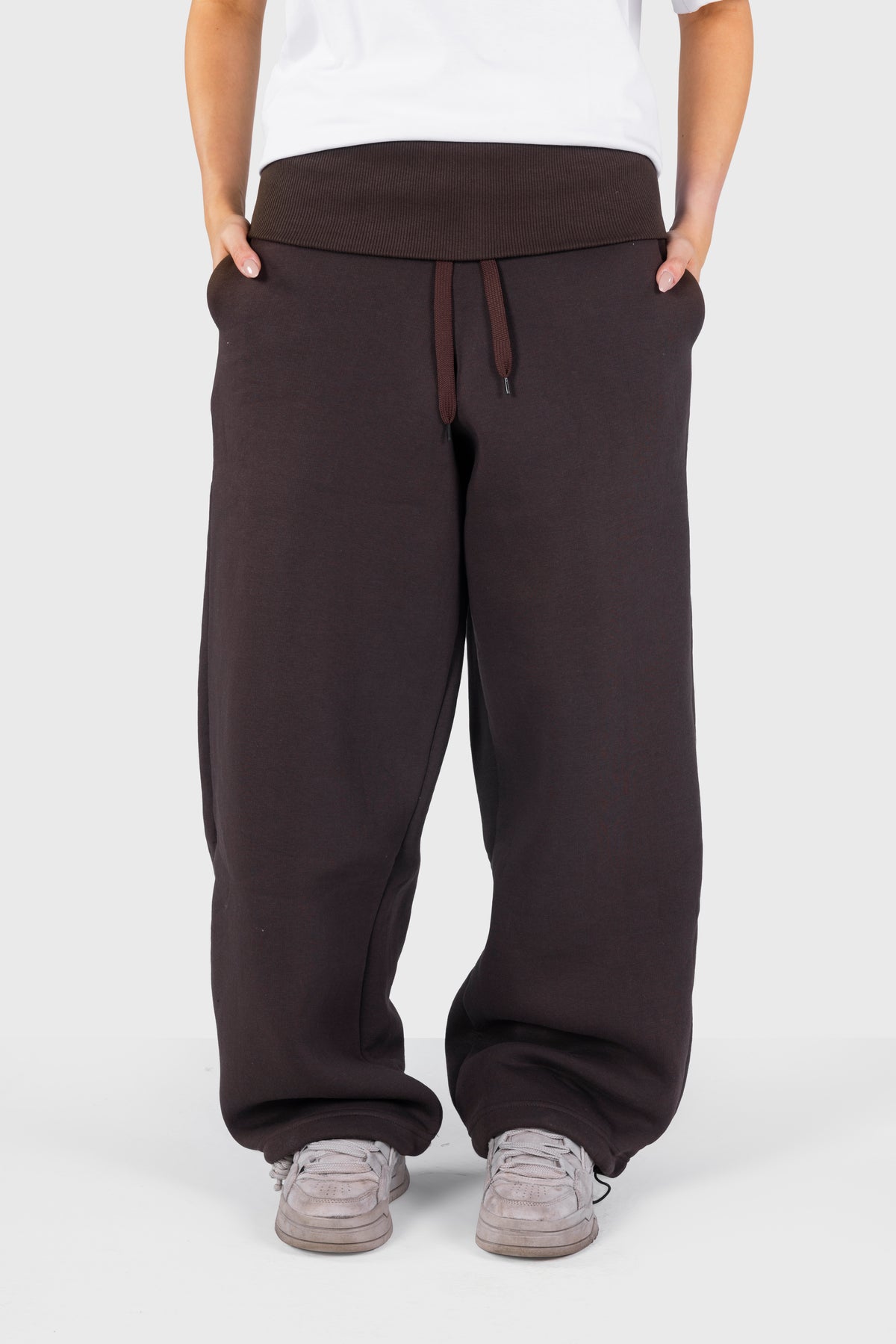 BROWNIE FOLDED SWEATPANTS