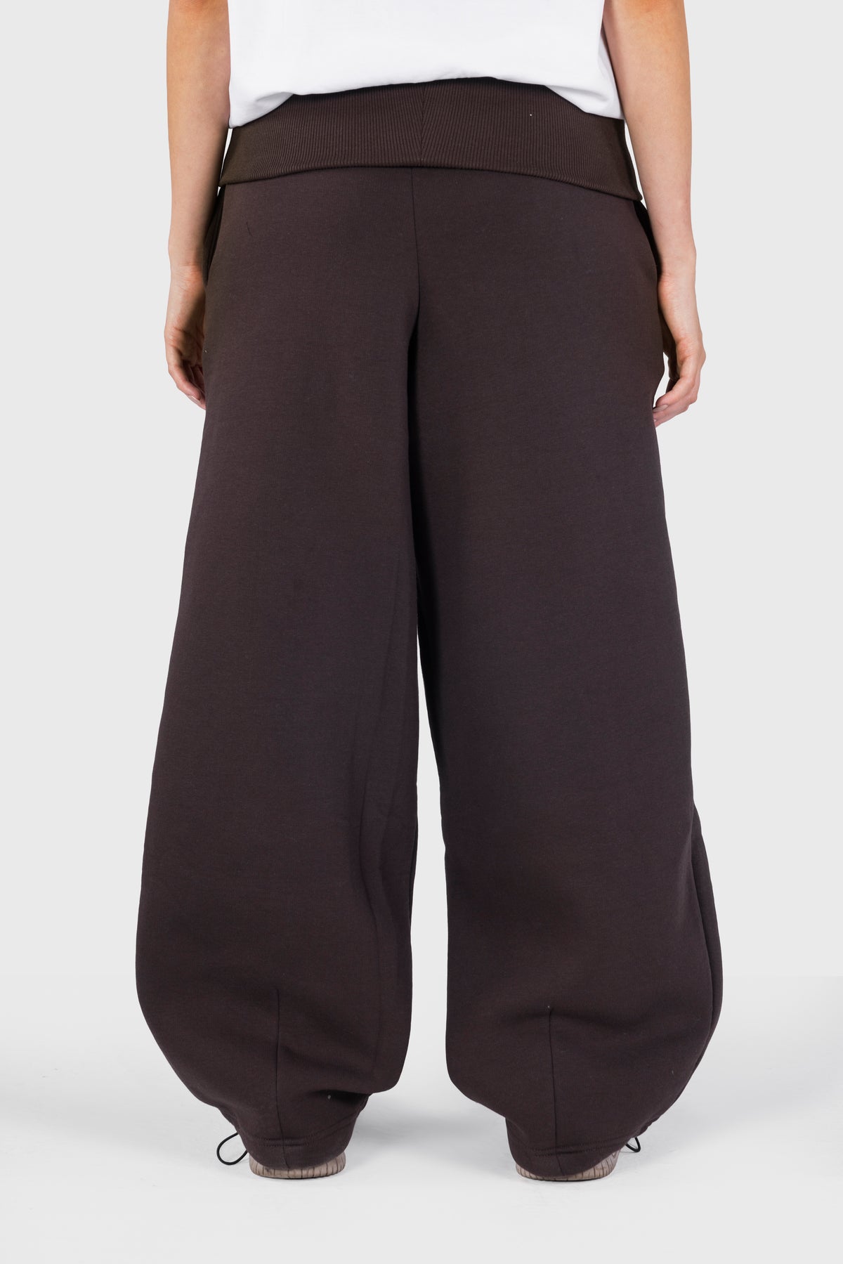 BROWNIE FOLDED SWEATPANTS